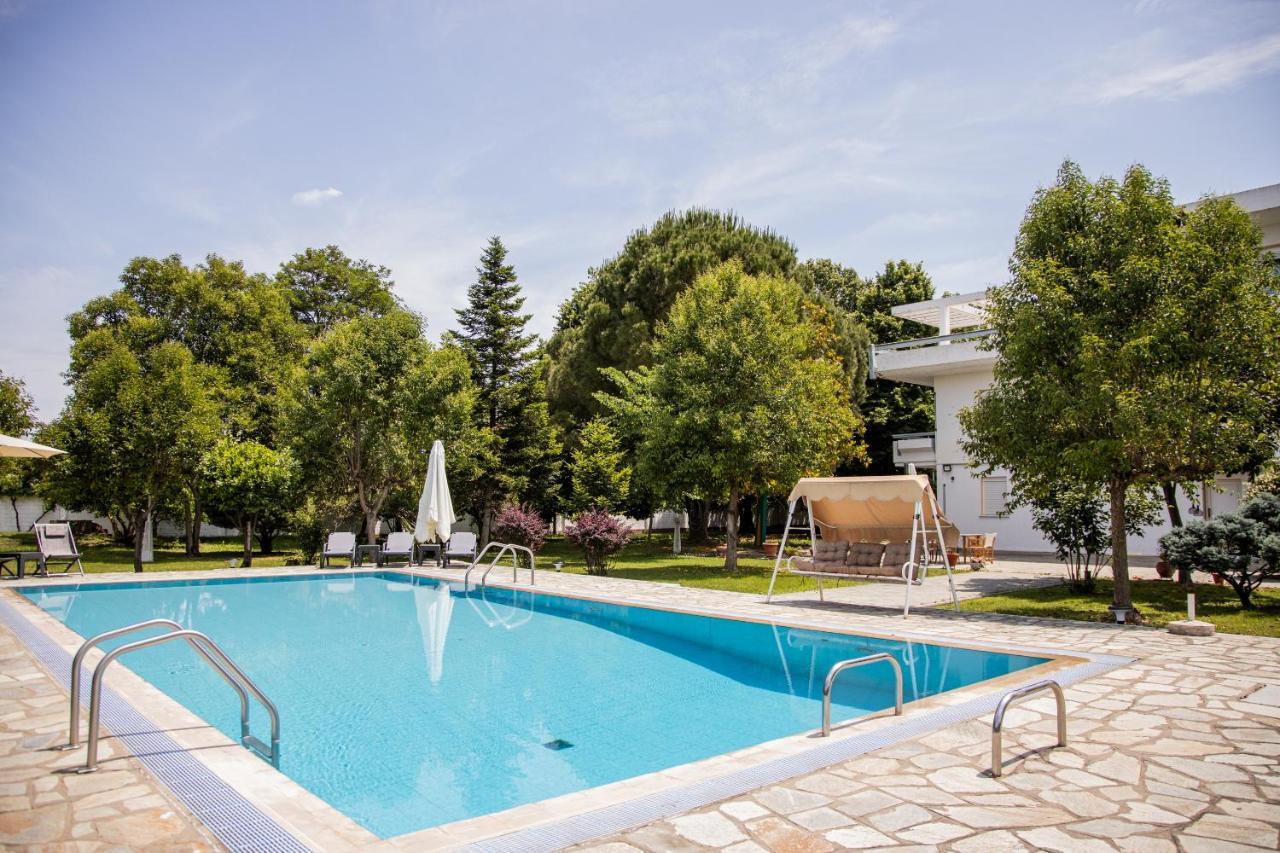 Zeusplace Poolvilla Natura Paralia Kateríni Dış mekan fotoğraf